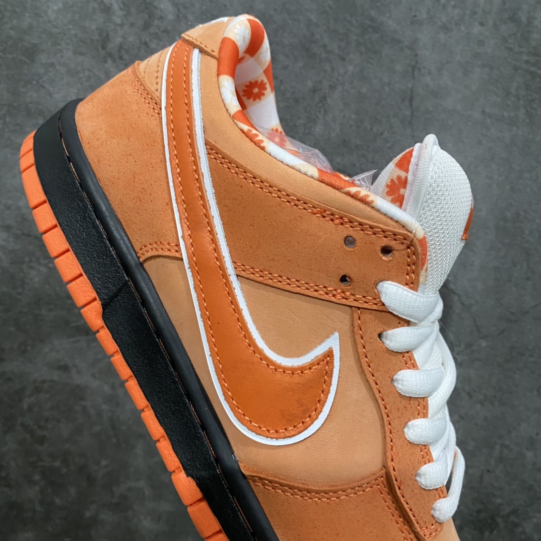 图片[7]-OG纯原 波士顿知名鞋店重磅联名nConcepts x NK SB Dunk Low \”Orange Lobster\” 橙龙虾 FD8776-800 圈内最强 零售首选 独家原厂航空铝磨具打磨大底 鞋头坡度极致还原 原盒原配 圈内天花板工艺 原厂冲刀 超高清洁度 全鞋零毛边皮料切割 全套原楦原模倾力打造完美版型 采用原厂百宏鞋带以及原厂百宏织唛舌标 内标可供原厂几率过验 原厂中底布黄色点胶 原厂中底布拉帮走线遵循公司‼️nSIZE：36 36.5 37.5 38 38.5 39 40 40.5 41 42 42.5 43 44 44.5 45 46 47.5-莆田鞋批发中心