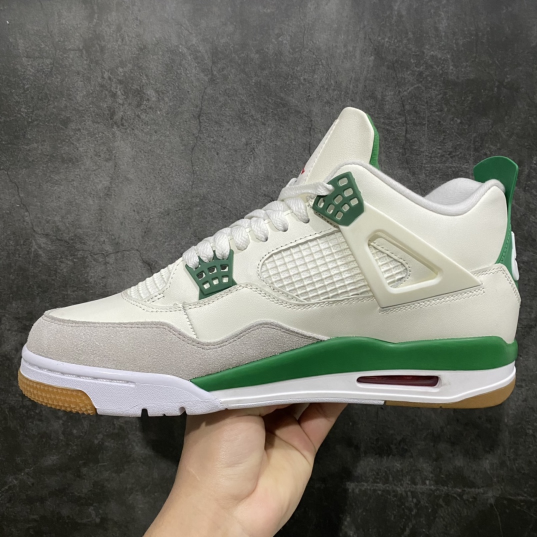 图片[2]-莞产裁片版NK SB x Air Jordan 4“Pine Green”n联名绿松石 纯原外贸订单n原盒原配  独家配原鞋拆解开发n原楦原纸板开发 全市场最纯正四代版型n原底真实气垫 回弹反馈充足n完美鞋楦打造 市面最高工艺一切细节如图实拍，所见所得‼ 货号：DR5415-103nSize:  40.5 41 42 42.5 43 44 44.5 45 46 47.5-莆田鞋批发中心