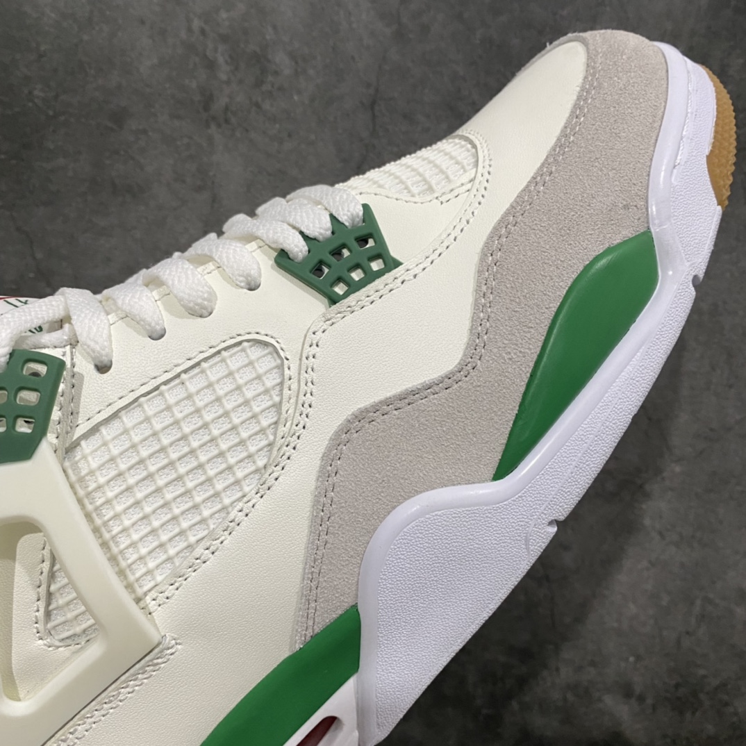 图片[6]-莞产裁片版NK SB x Air Jordan 4“Pine Green”n联名绿松石 纯原外贸订单n原盒原配  独家配原鞋拆解开发n原楦原纸板开发 全市场最纯正四代版型n原底真实气垫 回弹反馈充足n完美鞋楦打造 市面最高工艺一切细节如图实拍，所见所得‼ 货号：DR5415-103nSize:  40.5 41 42 42.5 43 44 44.5 45 46 47.5-莆田鞋批发中心