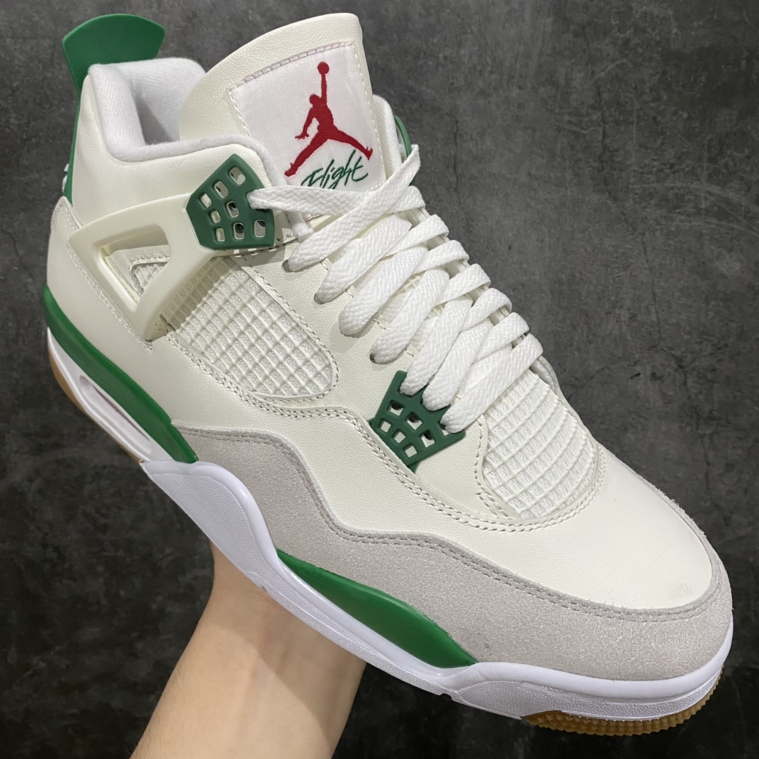 图片[3]-莞产裁片版NK SB x Air Jordan 4“Pine Green”n联名绿松石 纯原外贸订单n原盒原配  独家配原鞋拆解开发n原楦原纸板开发 全市场最纯正四代版型n原底真实气垫 回弹反馈充足n完美鞋楦打造 市面最高工艺一切细节如图实拍，所见所得‼ 货号：DR5415-103nSize:  40.5 41 42 42.5 43 44 44.5 45 46 47.5-莆田鞋批发中心