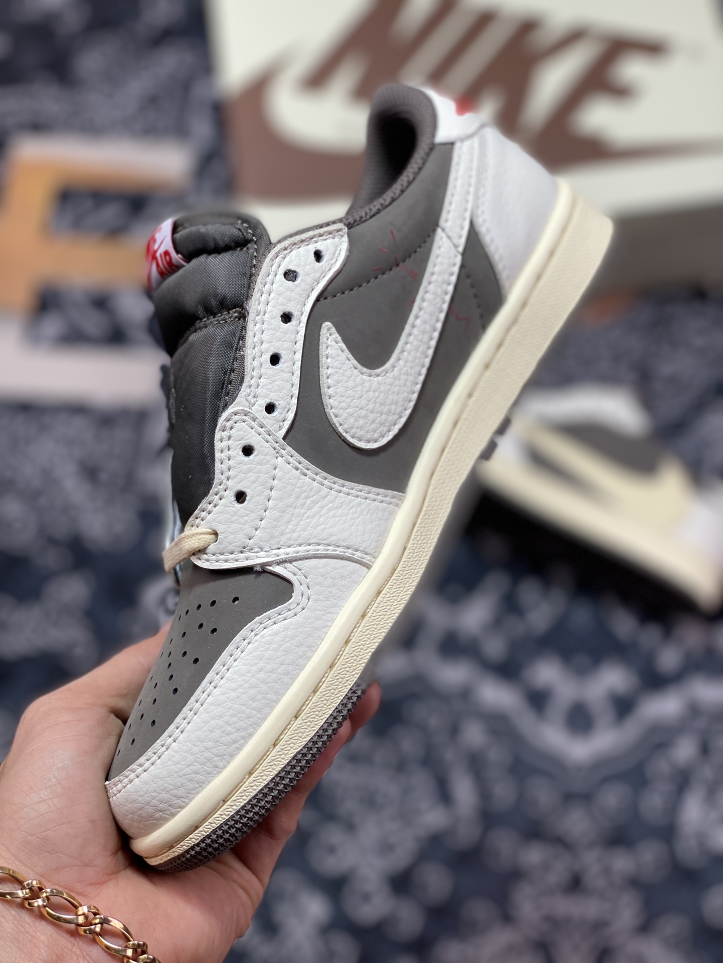 原装级别 Travis Scott x Air Jordan 1 Low ” Reverse Mocha ” 白棕摩卡  DM7866-162