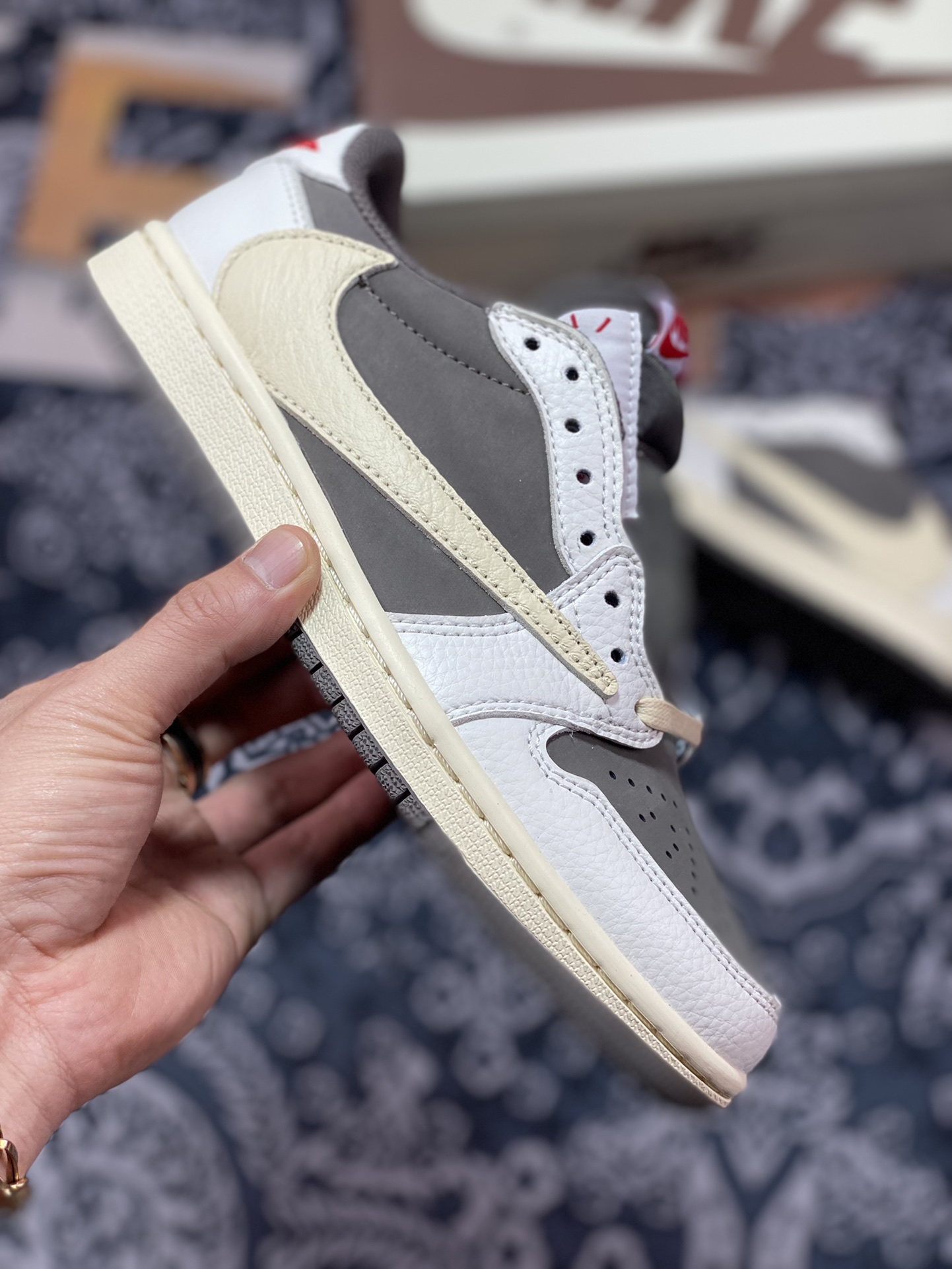 原装级别 Travis Scott x Air Jordan 1 Low ” Reverse Mocha ” 白棕摩卡  DM7866-162