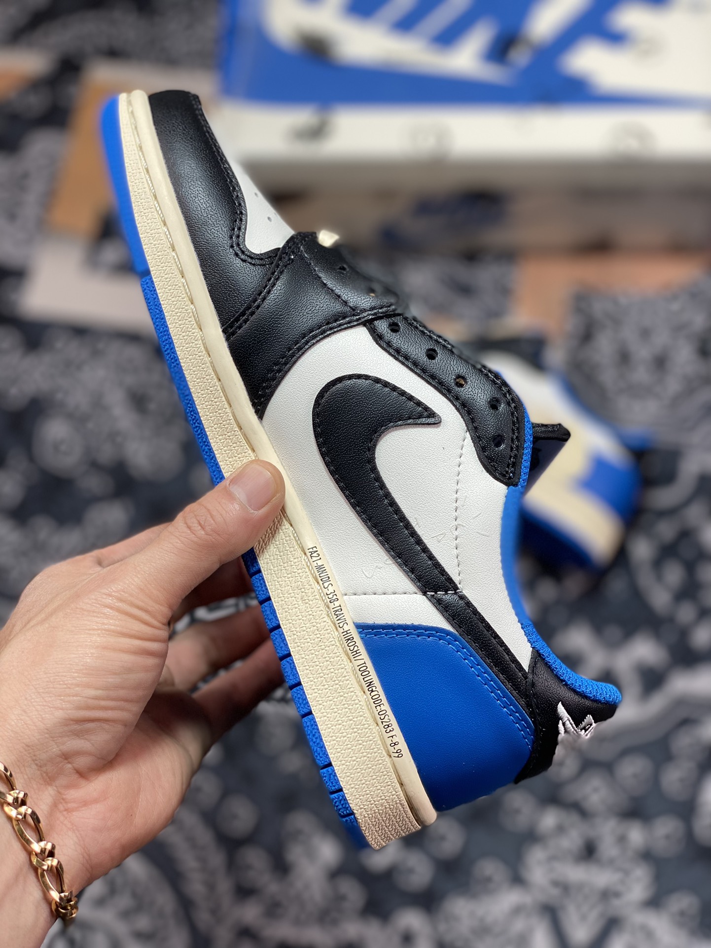 Original grade TS x Fragment Design x AJ1 Low three-party joint lightning barb joint DM7866-140