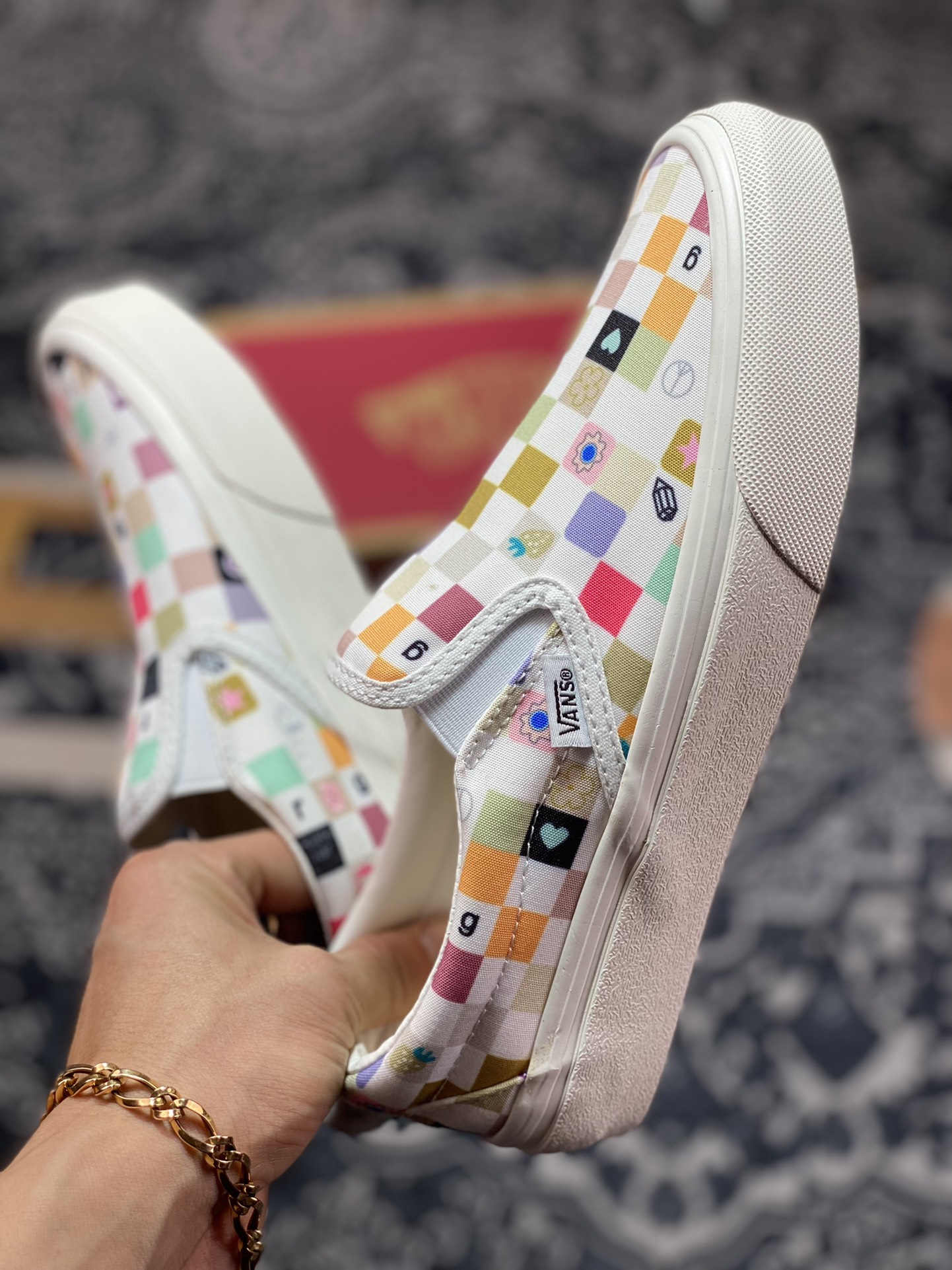 Vans Slip-On Colorful Checkerboard Classic Series Colorful Graffiti Slip-On Canvas Shoes