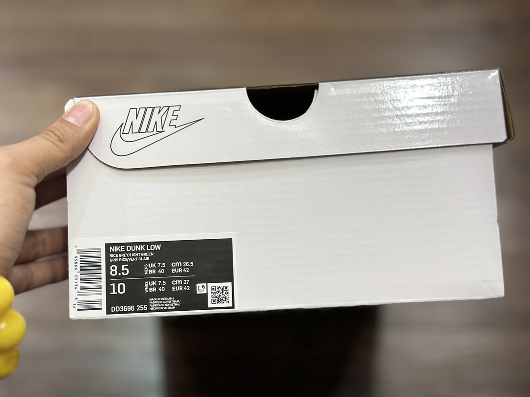 NIKE dunk SB Low 定制皇冠  DD3696-255