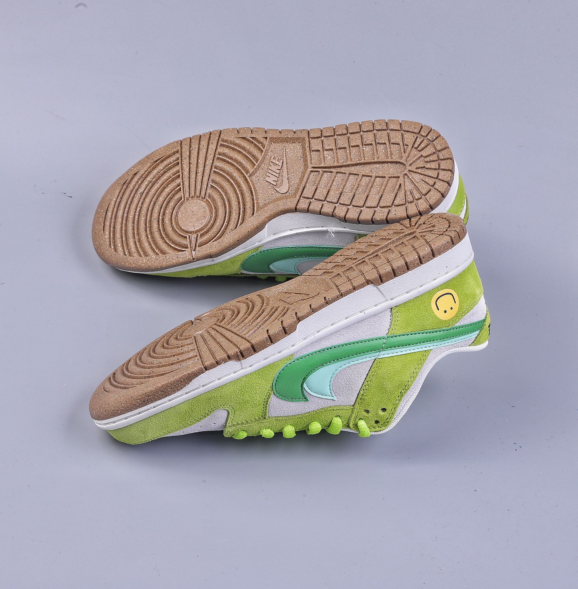 220 CS版Nk SB Dunk Low ”85” 青苹果 笑脸 SB低帮运动休闲板鞋 DO9457-122