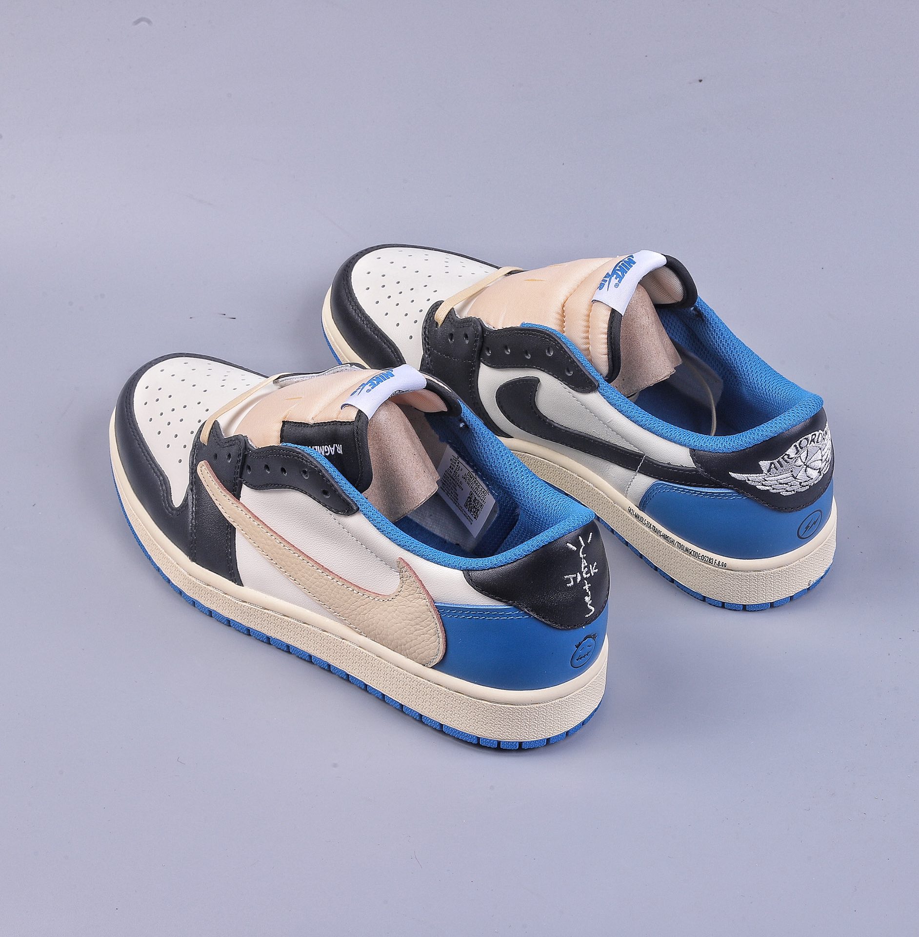 280 G版Travis Scott x Fragment x Air Jordan 1 Low“Military Blue” 闪电倒勾低帮 DM7866-140