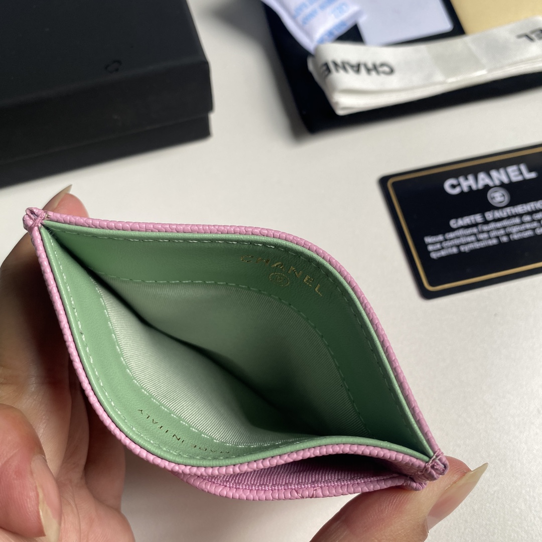 Chanel 新品小香 、菱格纹路 搭配最新款luogo