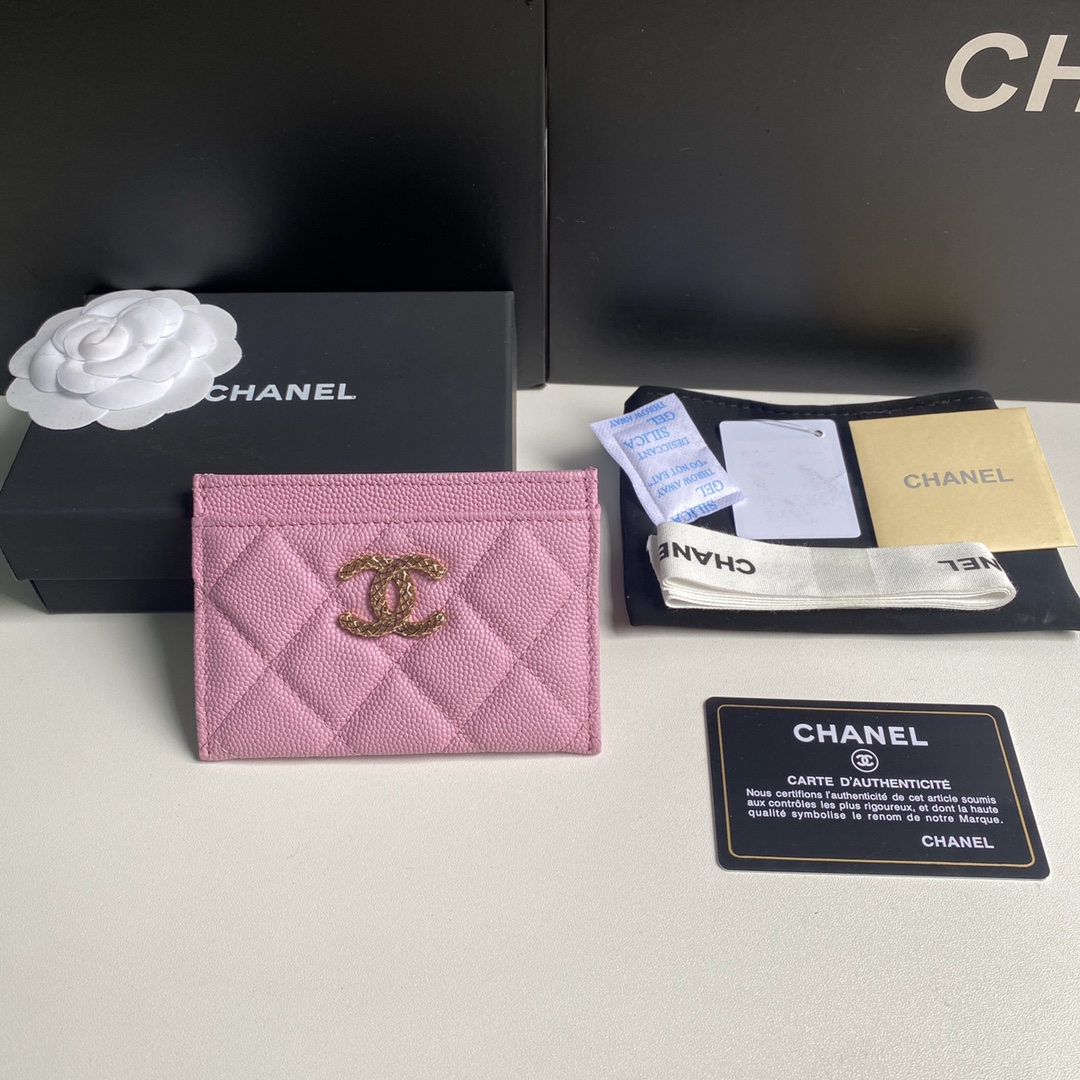 Chanel 新品小香 、菱格纹路 搭配最新款luogo