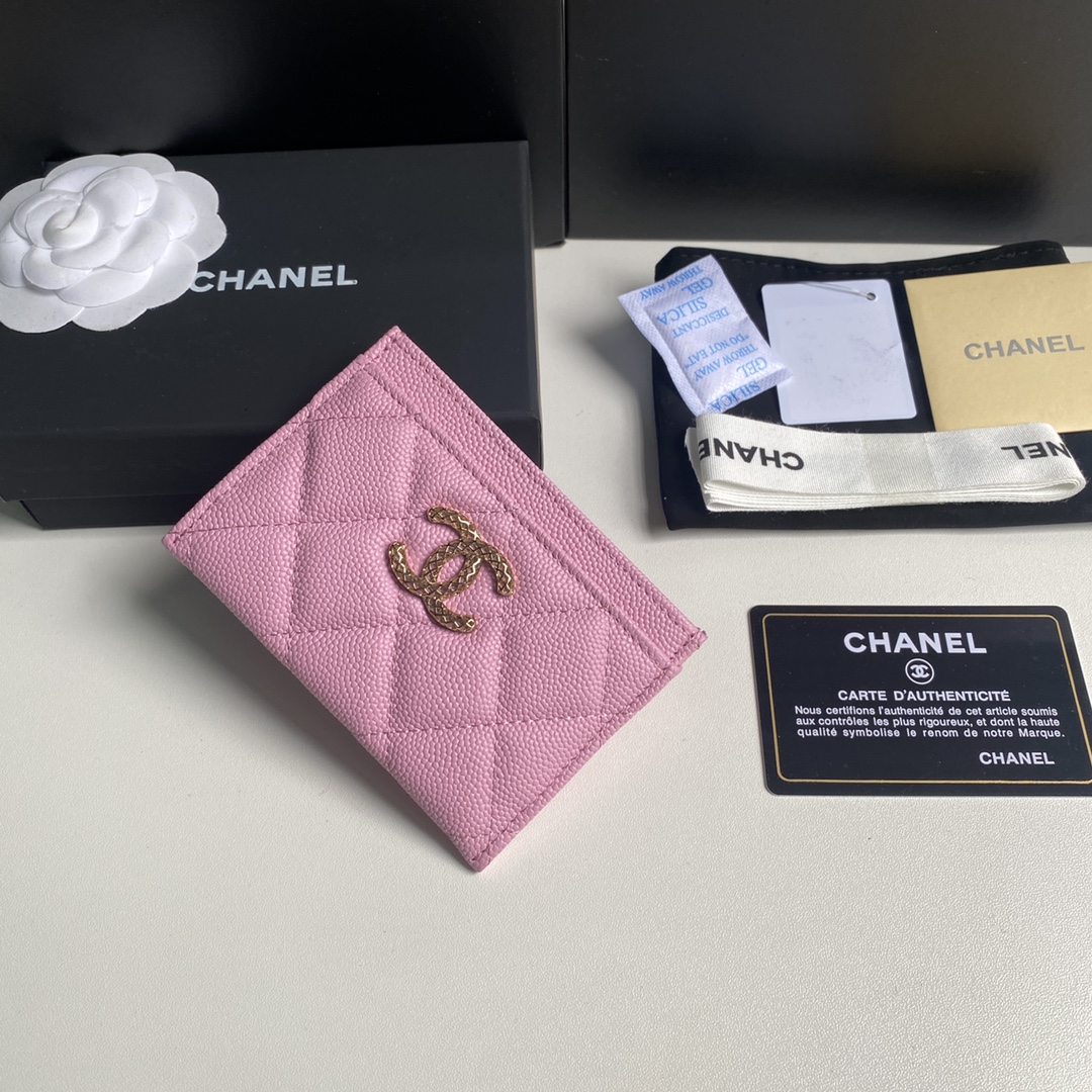 Chanel 新品小香 、菱格纹路 搭配最新款luogo