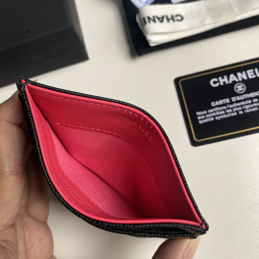 Chanel 新品小香 、菱格纹路 搭配最新款luogo