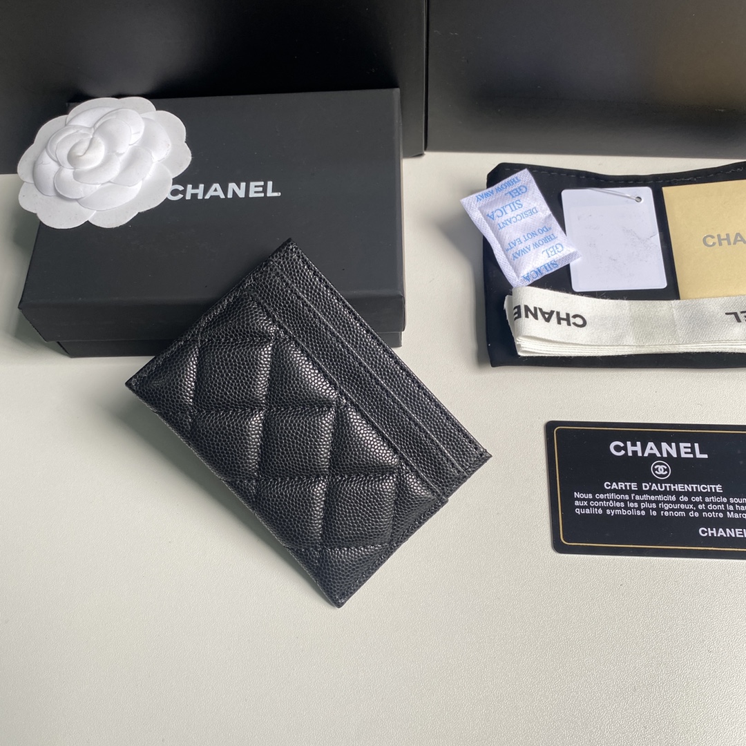 Chanel 新品小香 、菱格纹路 搭配最新款luogo