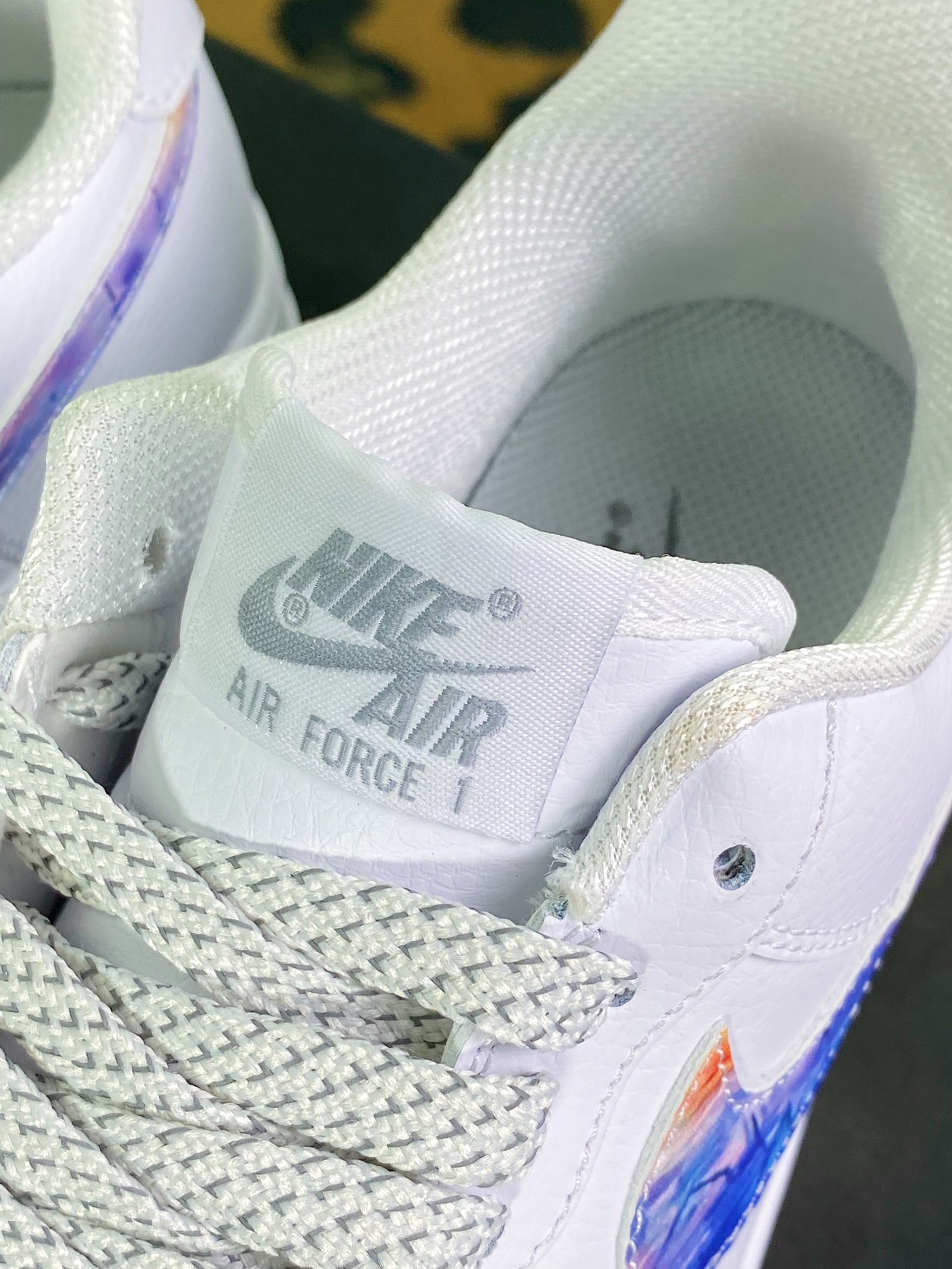 Air Force 1’07 LV8” White/Sunrise”空军一号板鞋“皮革白紫朝霞日出”DH4406-201