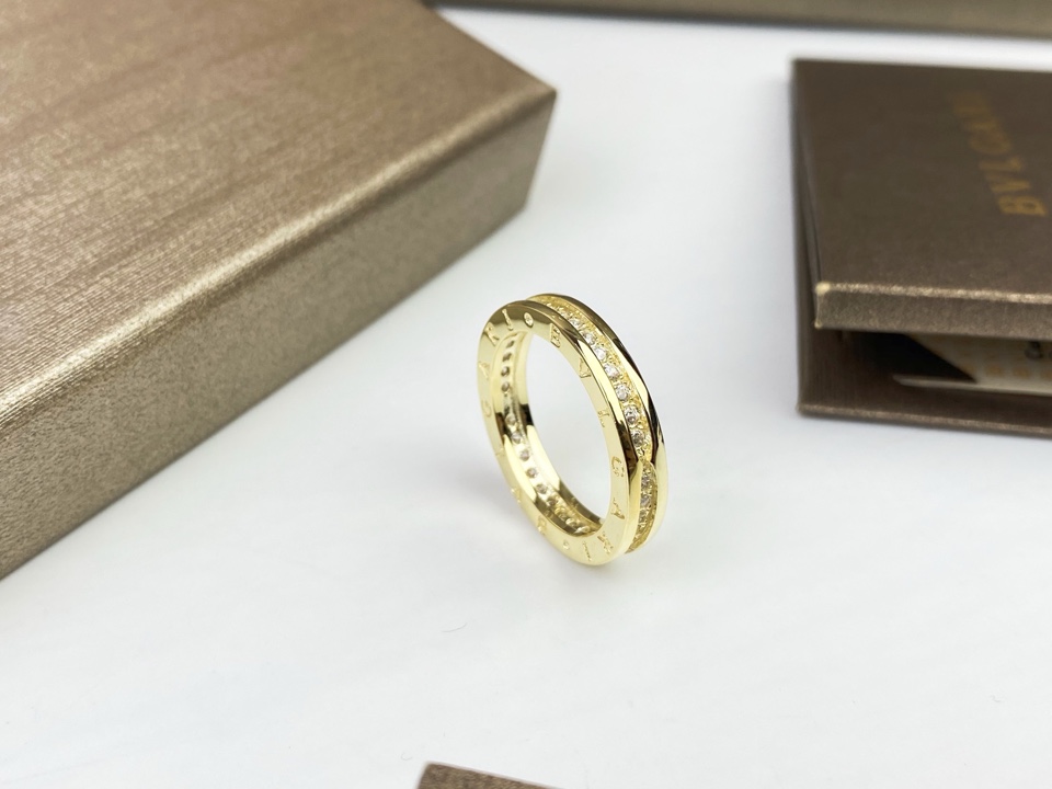 BVLGARI B.ZERO1 Classic Single Diamond Ring Details in 18k Gold Quality – Imported High Carbon Drilling Technology - 图片 4