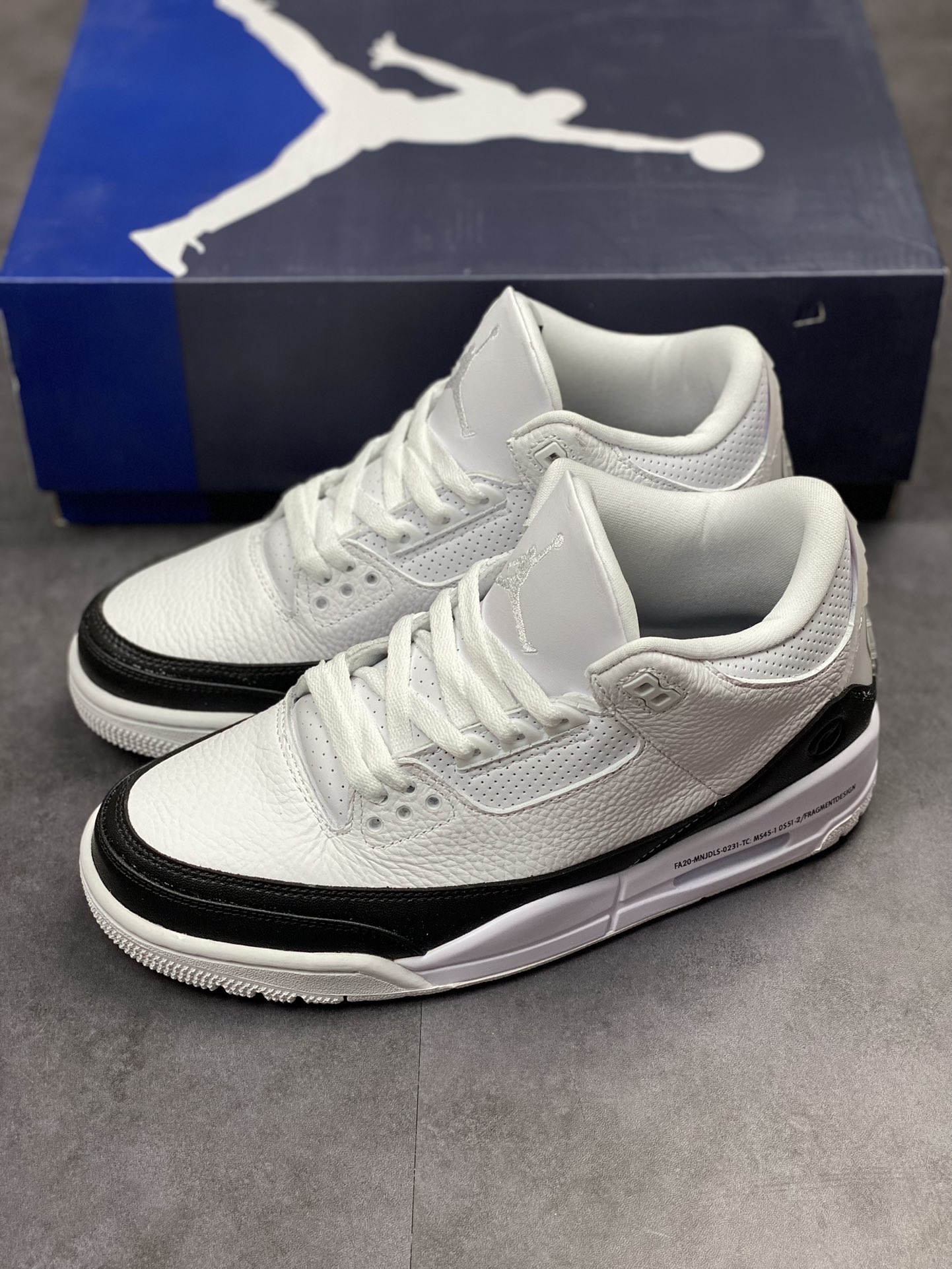 260 Fragment Design x Air Jordan AJ3 藤原浩闪电联名 DA3595-100