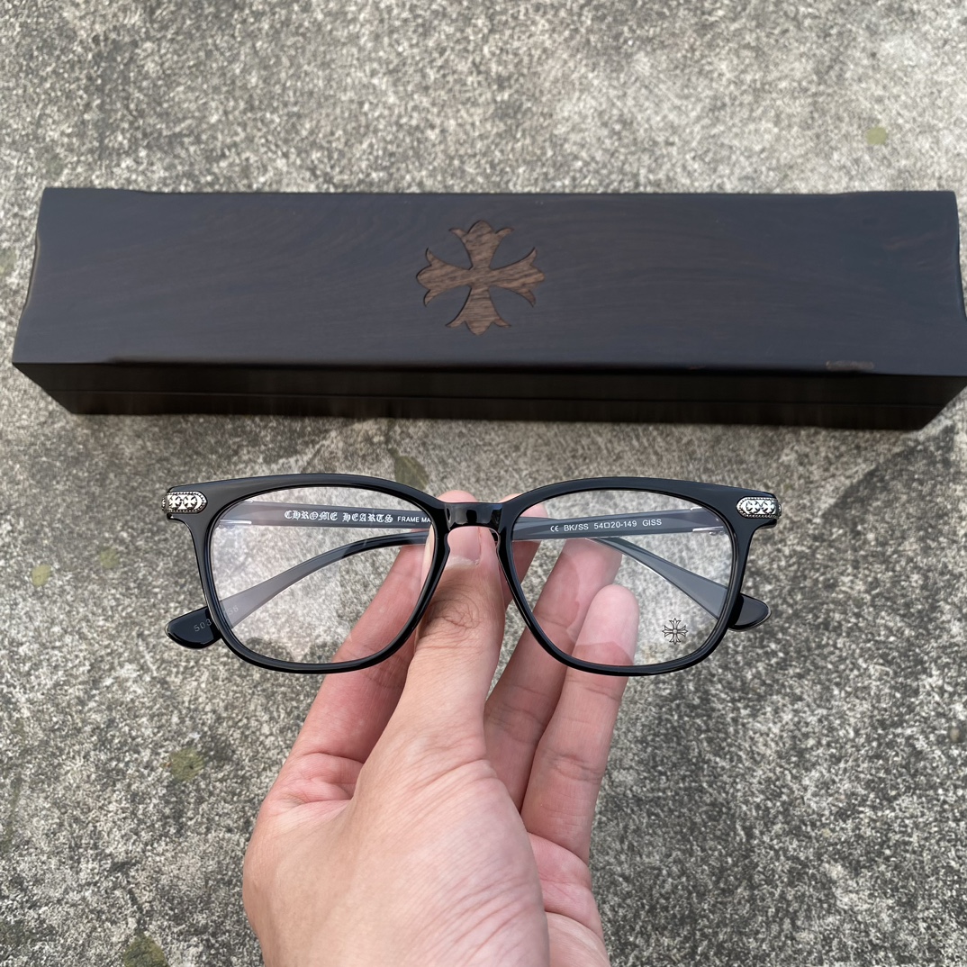 Eyeglass Frames