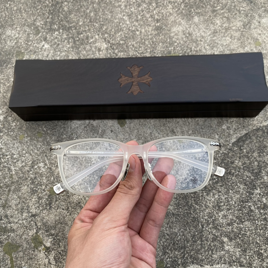 Eyeglass Frames