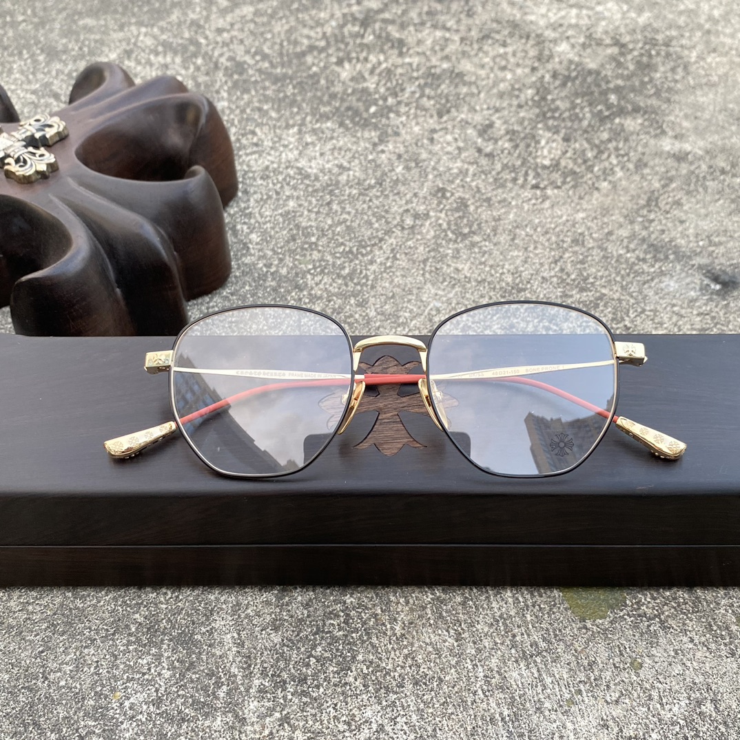 Eyeglass Frames
