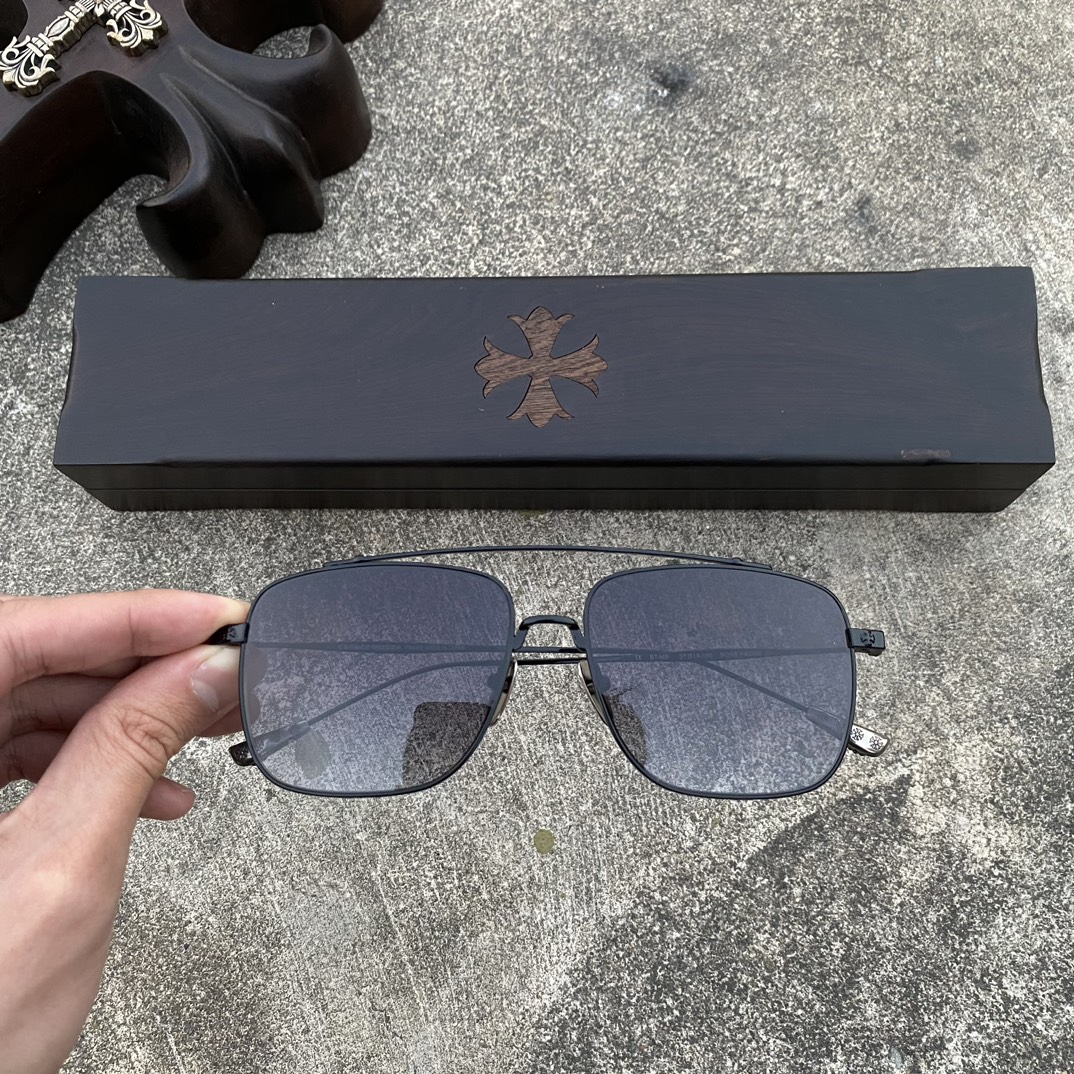Eyeglass Frames