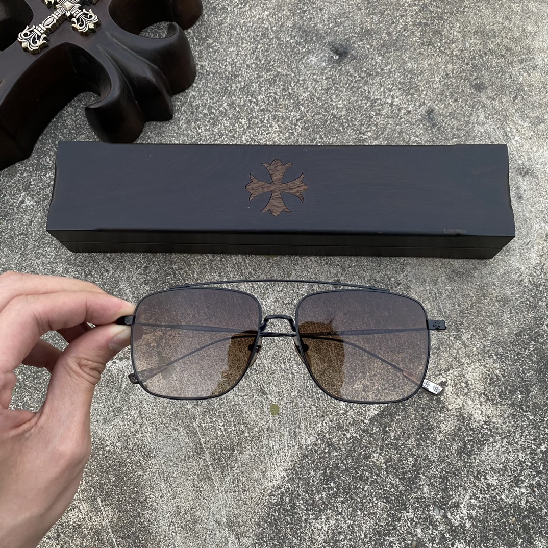 Eyeglass Frames