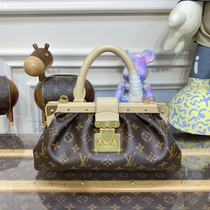 Louis Vuitton LV Monogram Clutch Fake
 Handbags Clutches & Pouch Bags Crossbody & Shoulder Bags Canvas Cowhide Spring/Summer Collection M46544