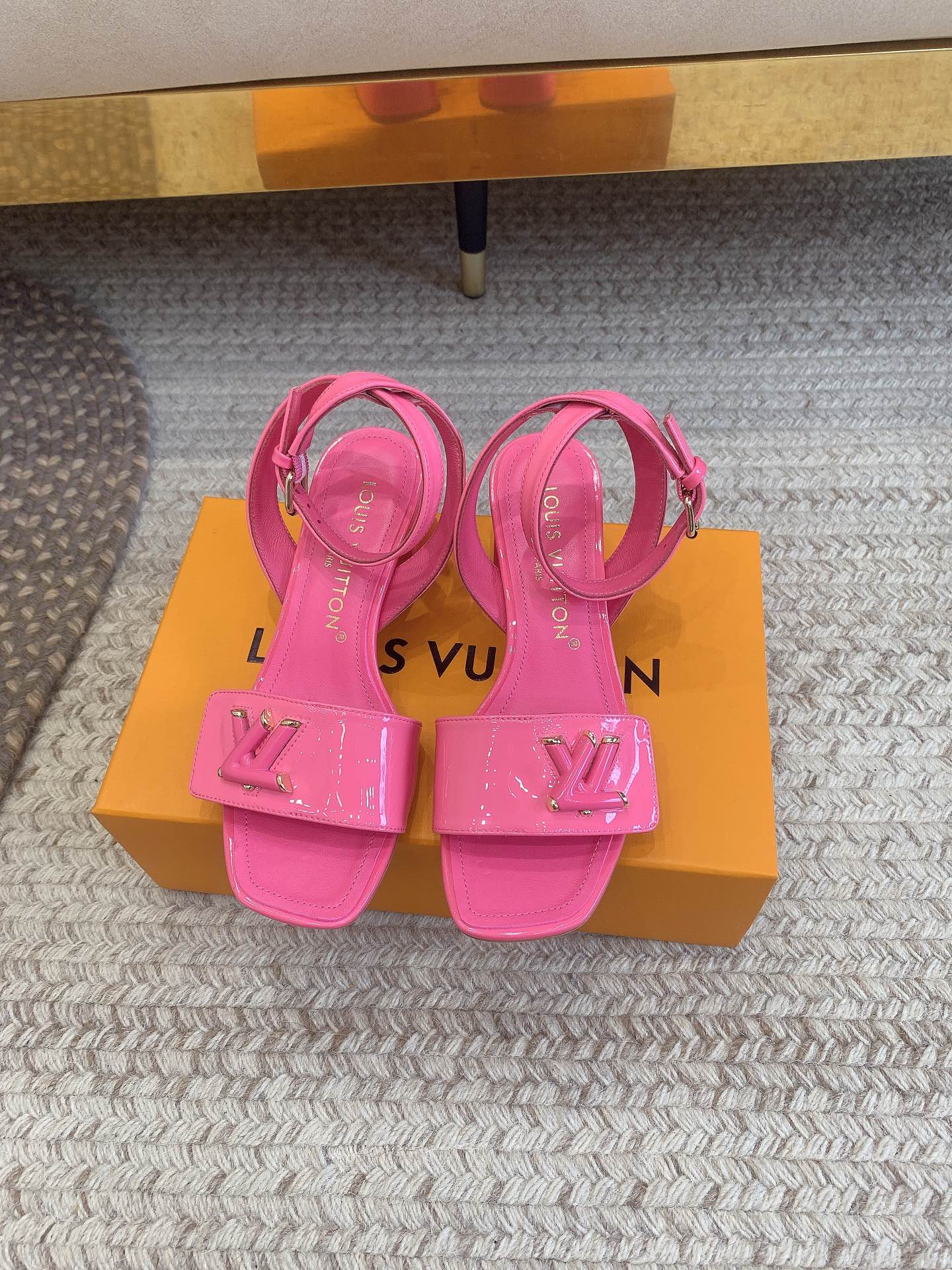 NO:679703,Rose red 5.5cm, high heels sandals, sandals, high heels19860909玫红5.5cm,高跟鞋凉鞋,sandals,high heels,Women's Shoes