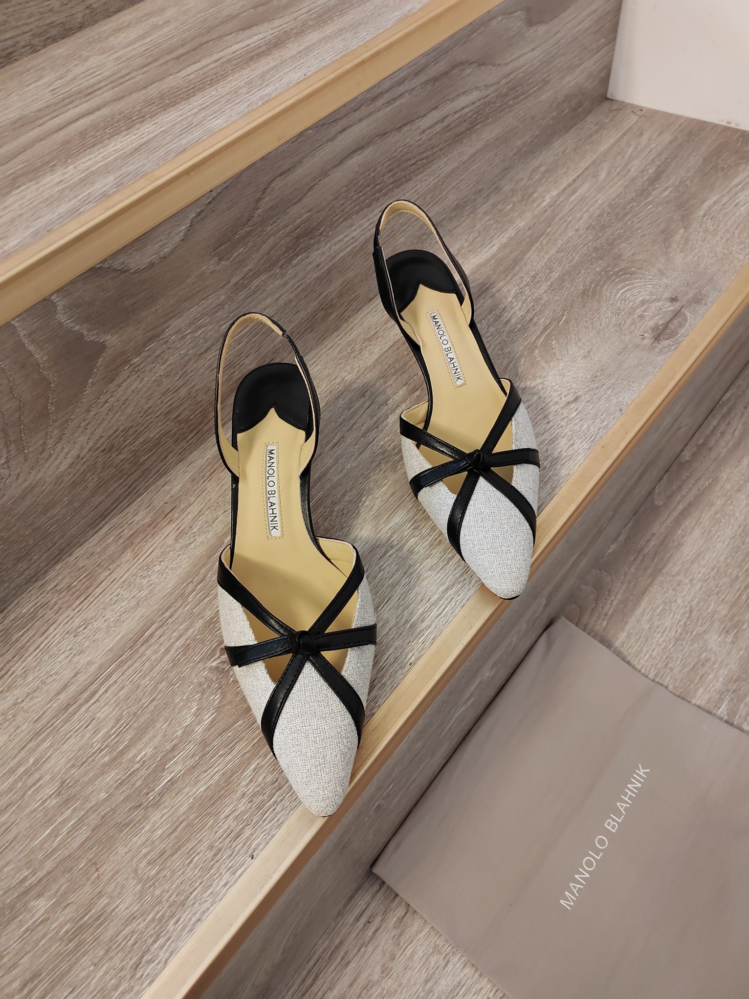 Manol Blahnik Spring & Summer Bumuler Shores: Original Super-Precise Classics! - 图片 3