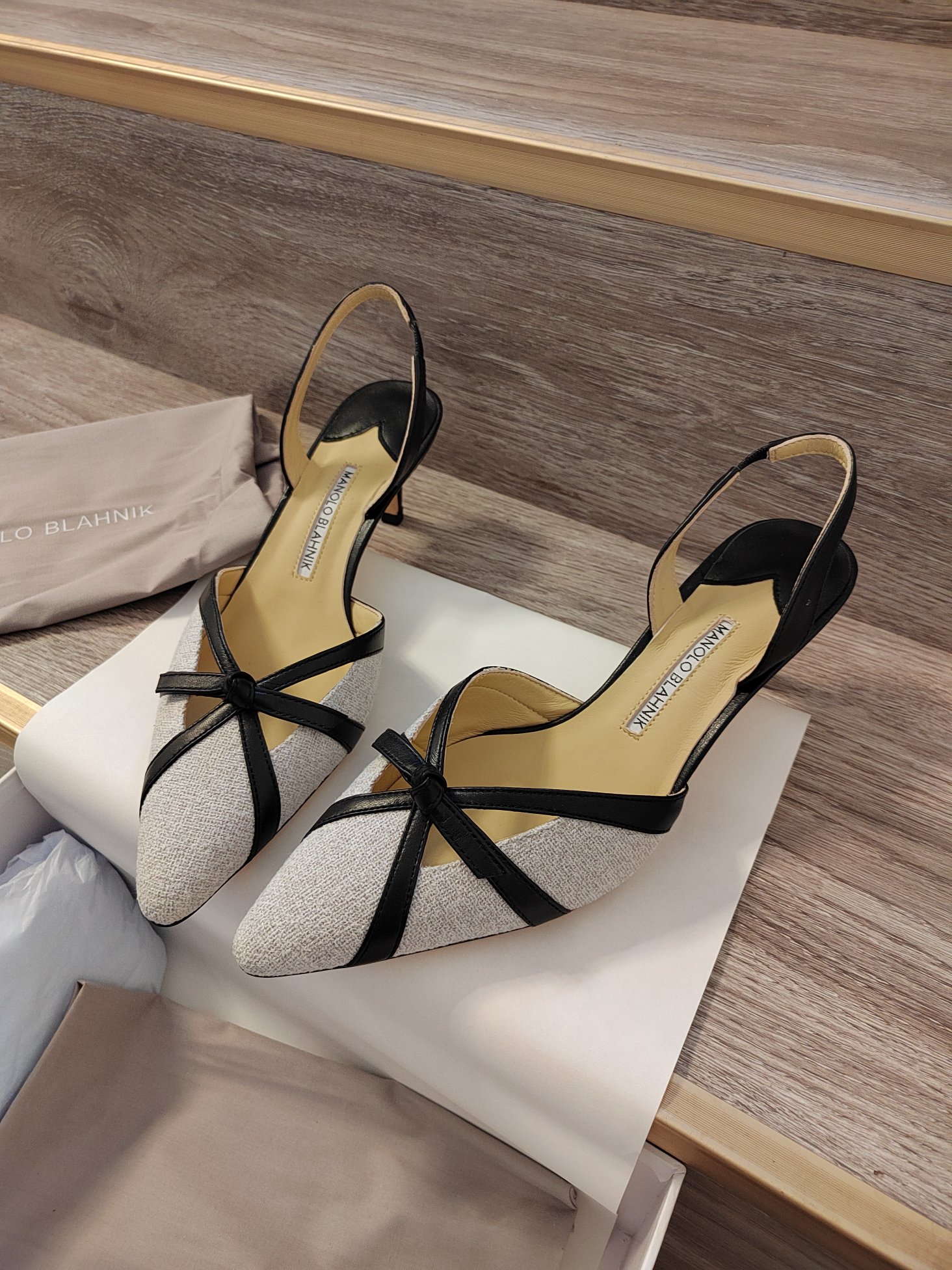 Manol Blahnik Spring & Summer Bumuler Shores: Original Super-Precise Classics! - 图片 5