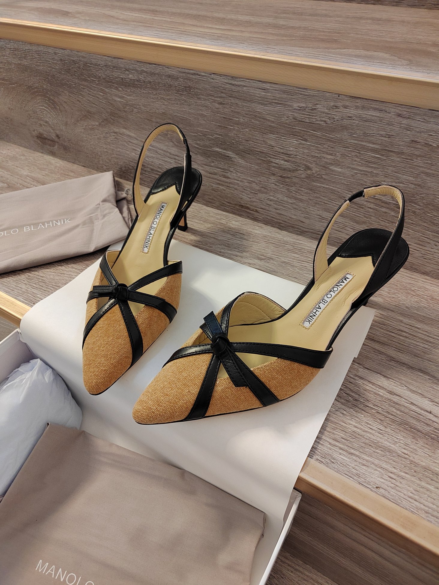 Manol Blahnik Spring/Summer Bumuler Shores: Original, High-density Tarpaulin, Italian Craftsmanship - 图片 5