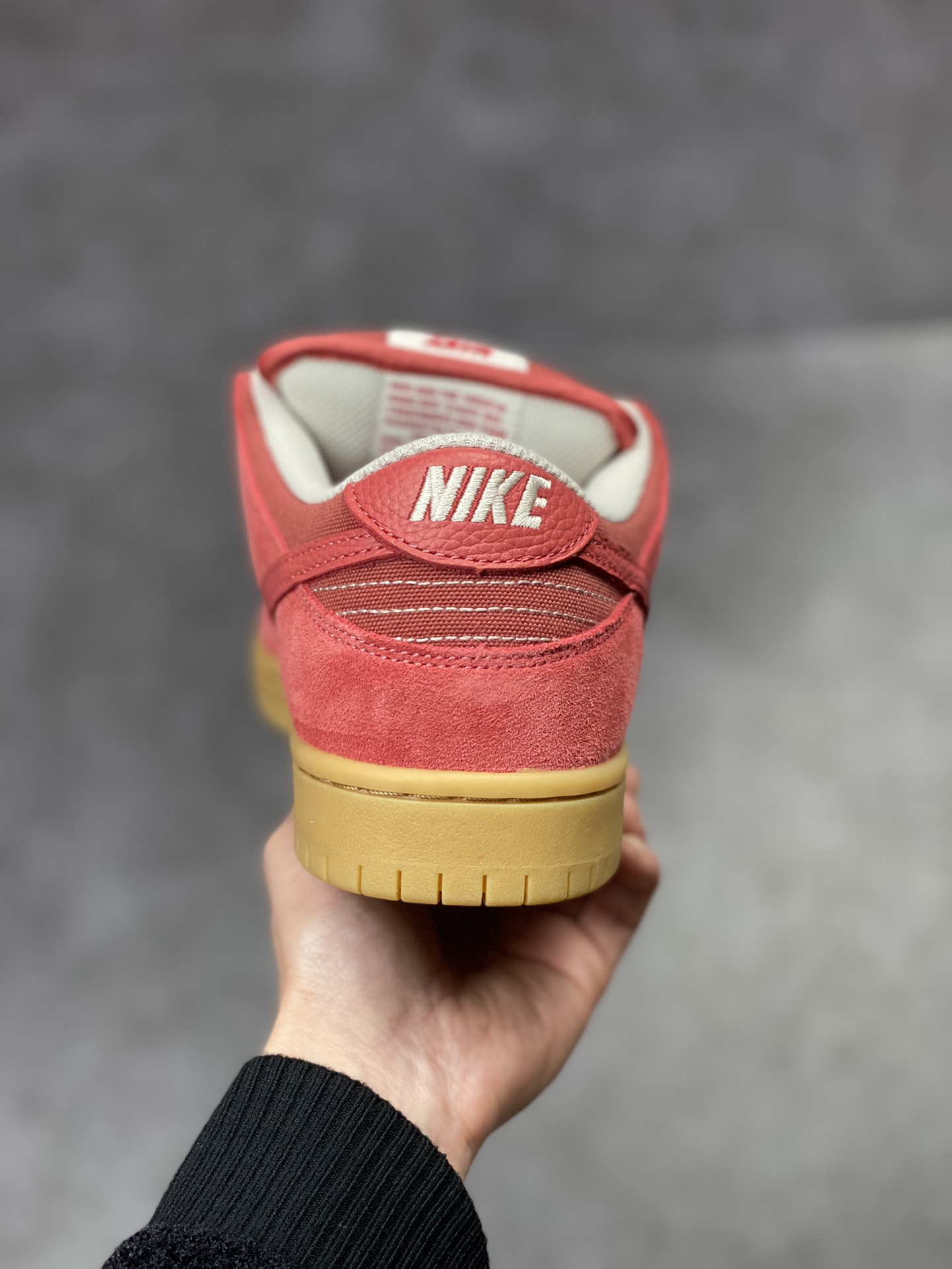 350 Nike SB Dunk Low ”Red Gum” 石榴红生胶 DV5429-600