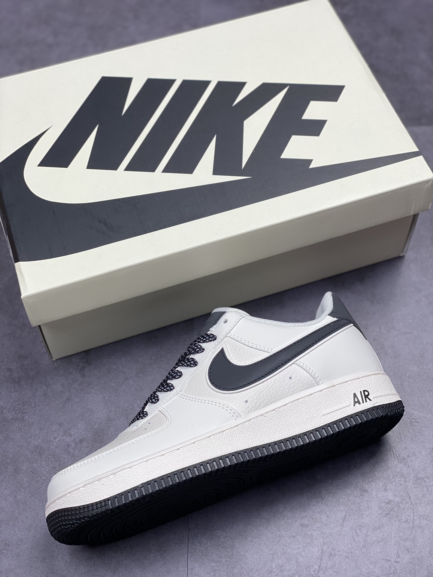 230 Nike Air Force 1 Low 07 白黑满天星 GL6835-001