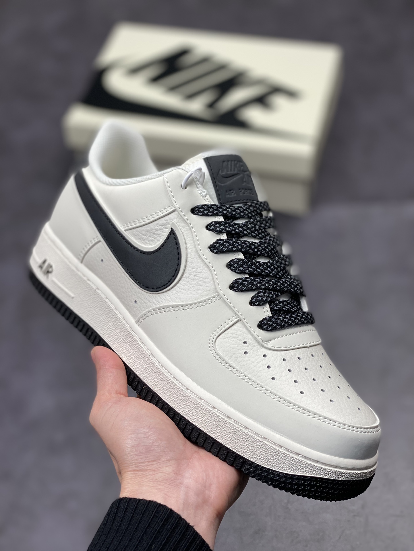230 Nike Air Force 1 Low 07 白黑满天星 GL6835-001