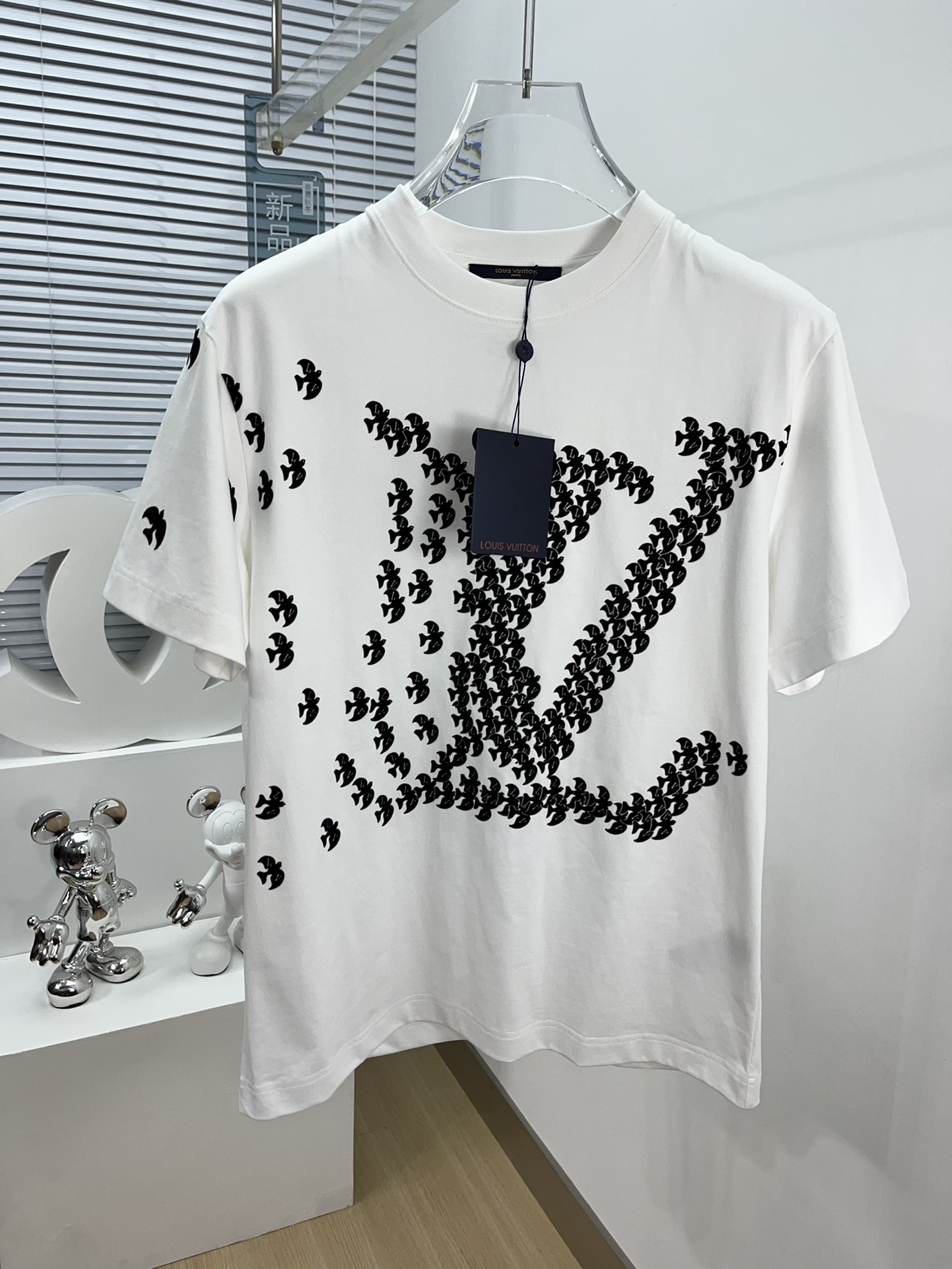 Louis Vuitton Clothing T-Shirt Black White Cotton Spring/Summer Collection Fashion Short Sleeve