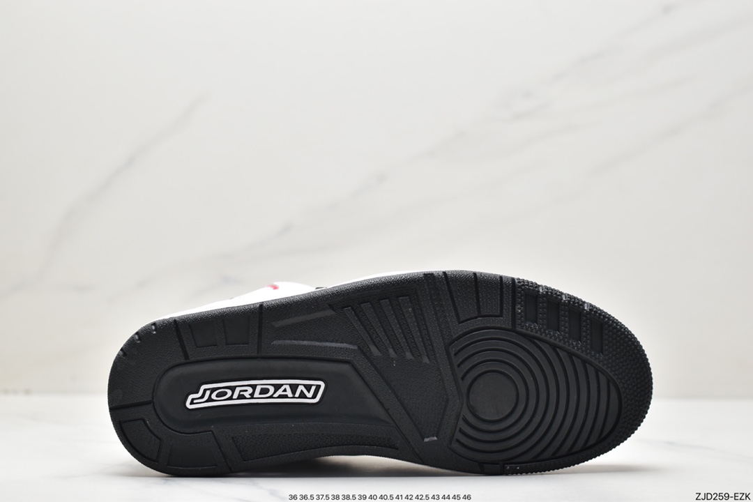 240 采用头层皮革及轻质牛巴皮革材质简约装扮Air Jordan Courtside 23 黑白红 DZ2791-101
