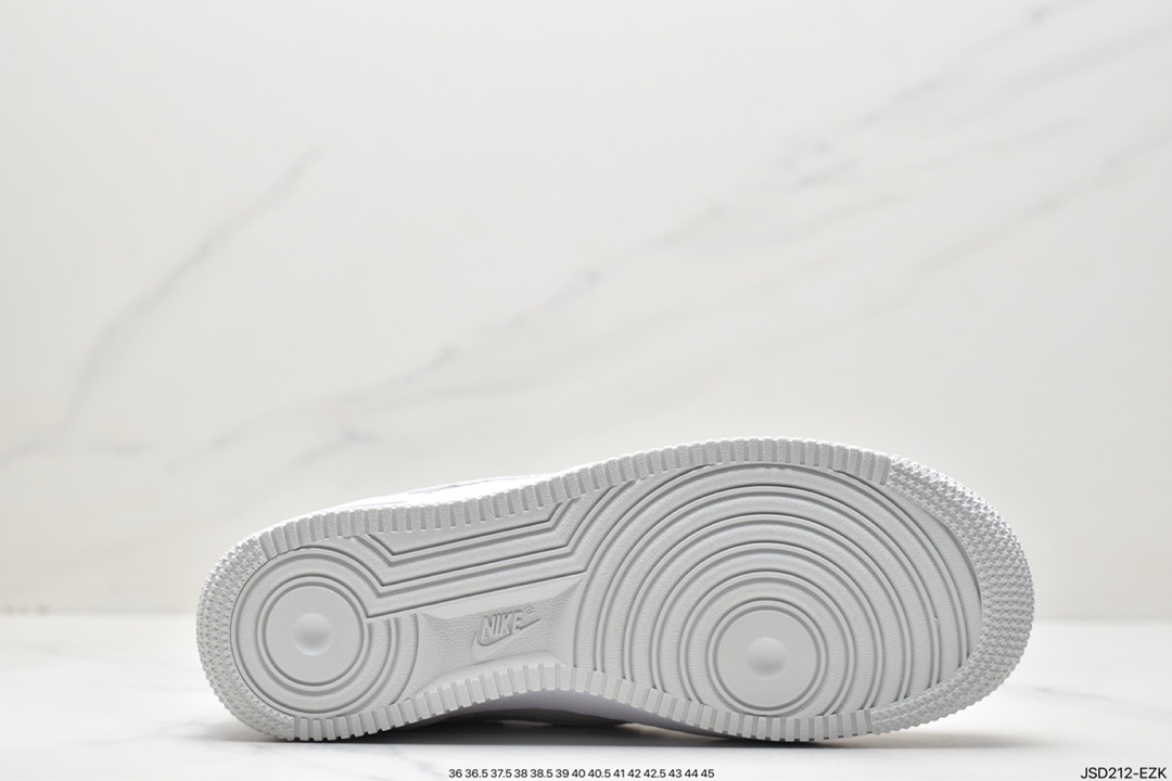 200 Nike Air Force 1 空军一号 官方同步 BX5590-100