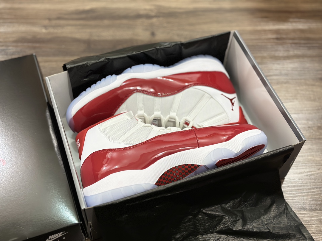 Air Jordan 11 AJ11 乔11 白红  CT8012-116