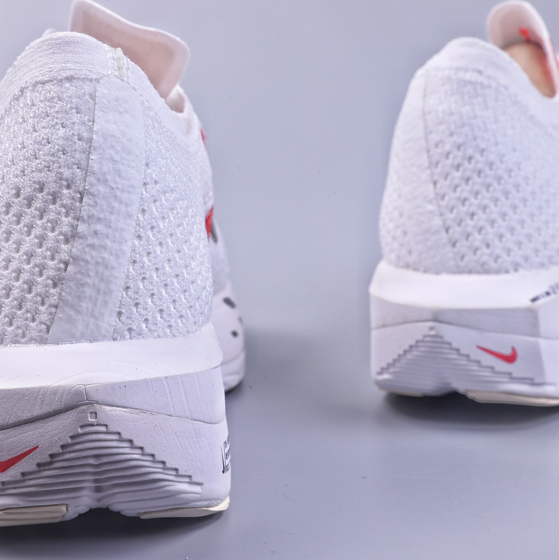 NIKE ZoomX Vaporfly NEXT% 3 马拉松 泡棉超轻缓震运动慢跑鞋DV4130-116