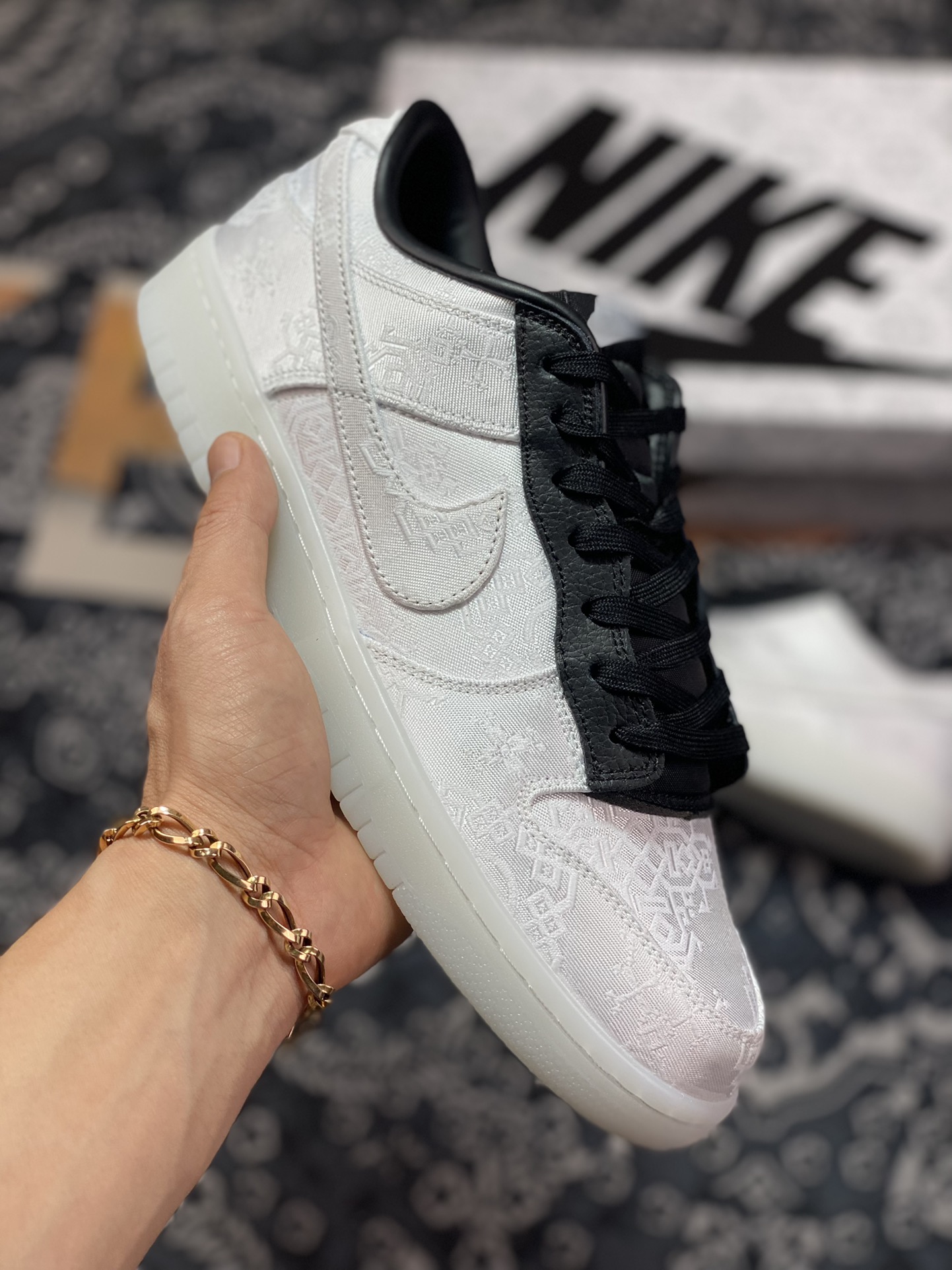 Fragment Design x Clot x Nike SB Dunk Low”20th Anniversary/White Silk”扣篮FN0315-110
