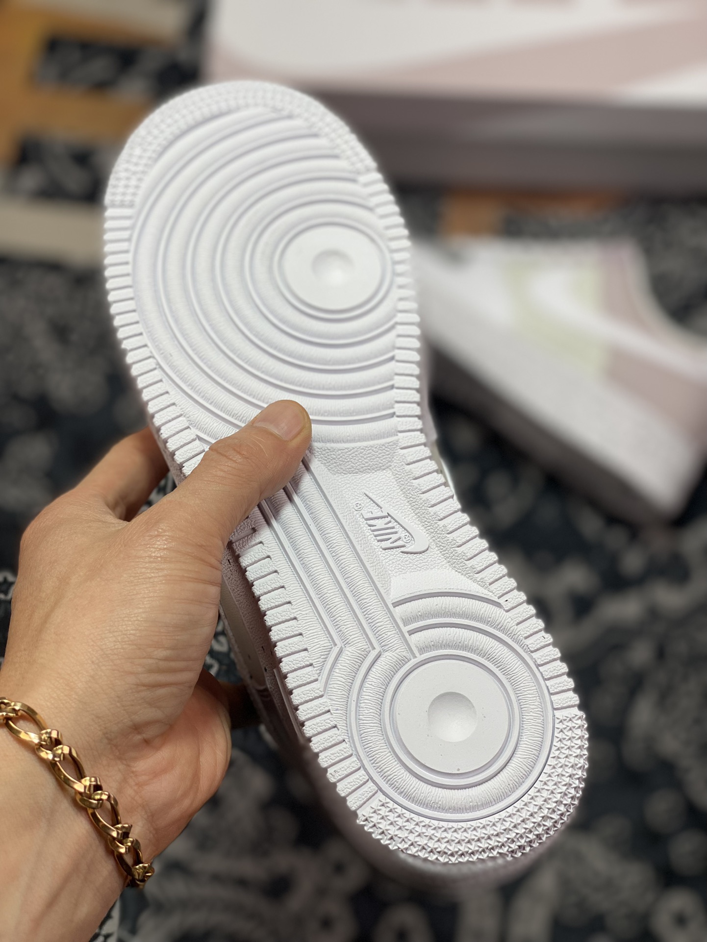 Nike Air Force 1 '07 Low”White/Pink/Grey”空军一号经典低帮“渐变白淡粉灰泼墨”MM6023-536