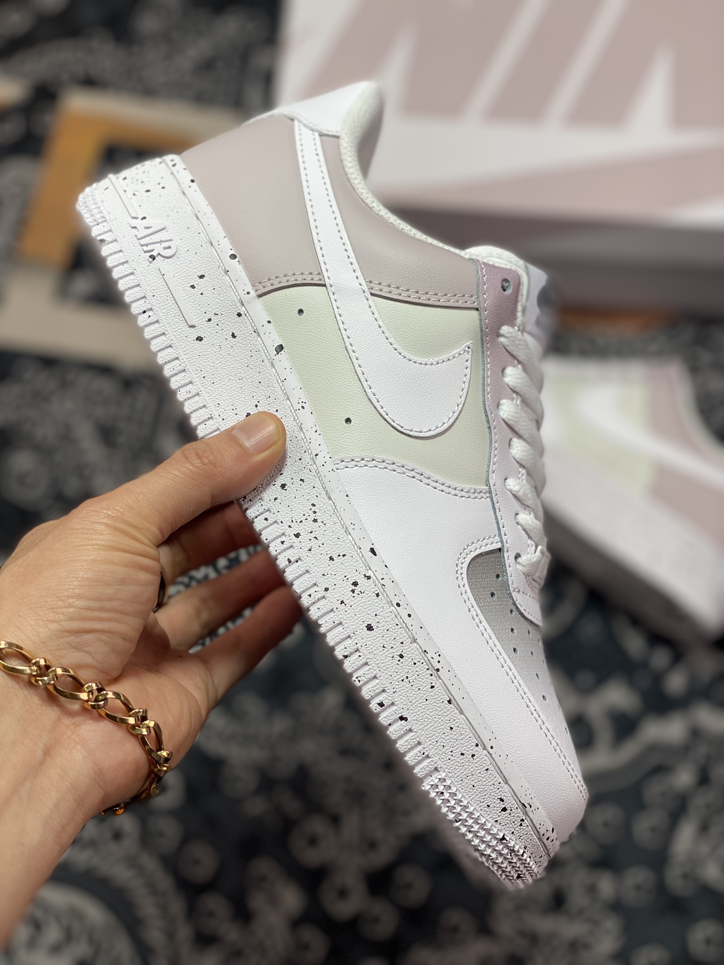 Nike Air Force 1 '07 Low”White/Pink/Grey”空军一号经典低帮“渐变白淡粉灰泼墨”MM6023-536