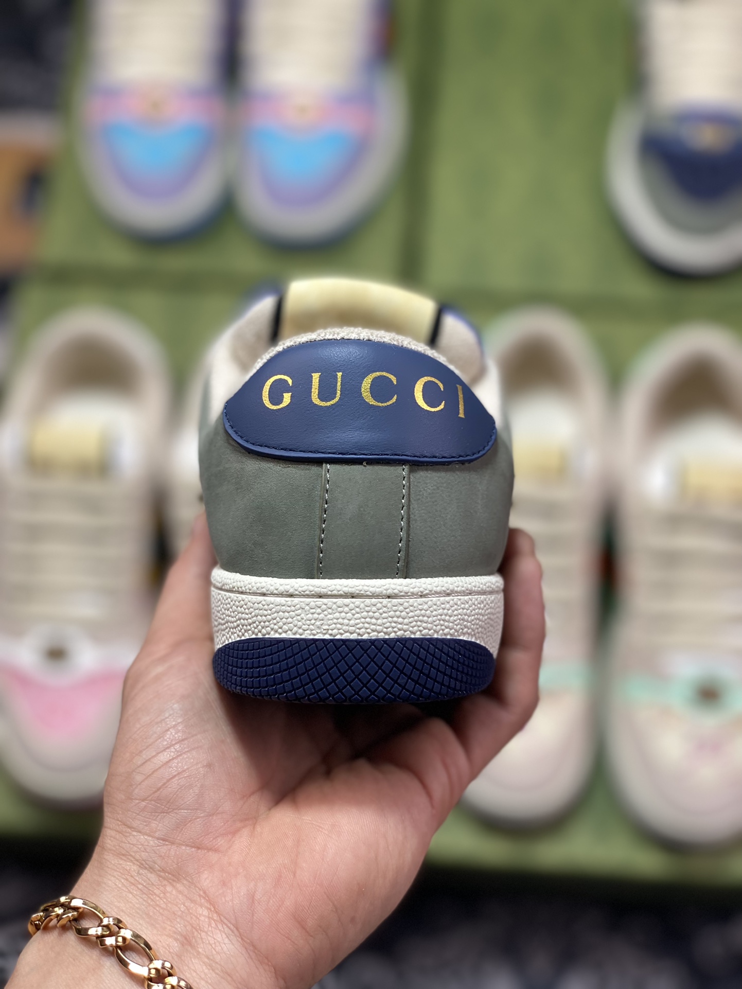 Gucci Screener GG Sneaker Low Classic Prototype Series Low ”Light Gray Dark Blue Blue Red GG Cloth” 431942 A38G0 9064