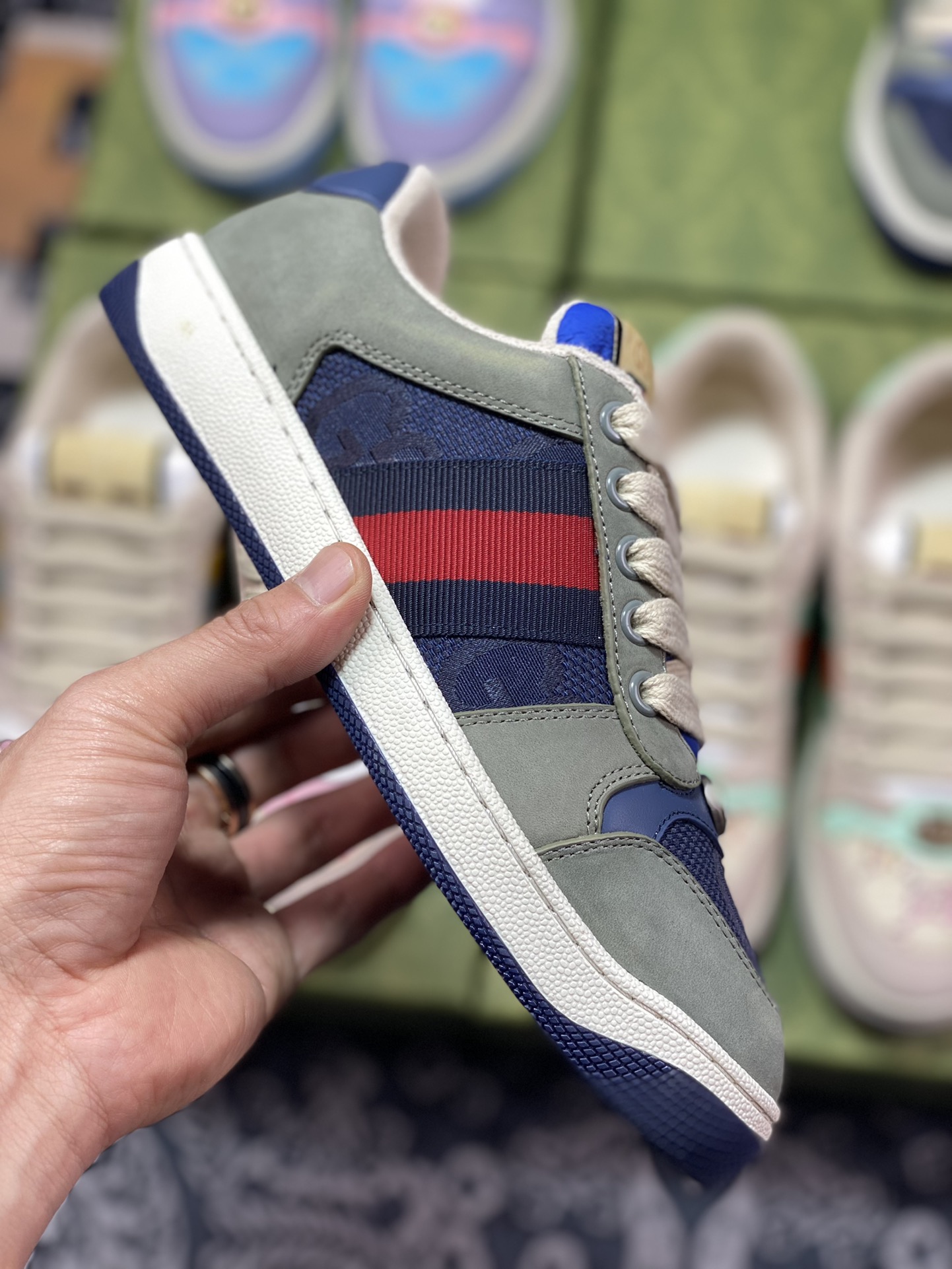 Gucci Screener GG Sneaker Low Classic Prototype Series Low ”Light Gray Dark Blue Blue Red GG Cloth” 431942 A38G0 9064