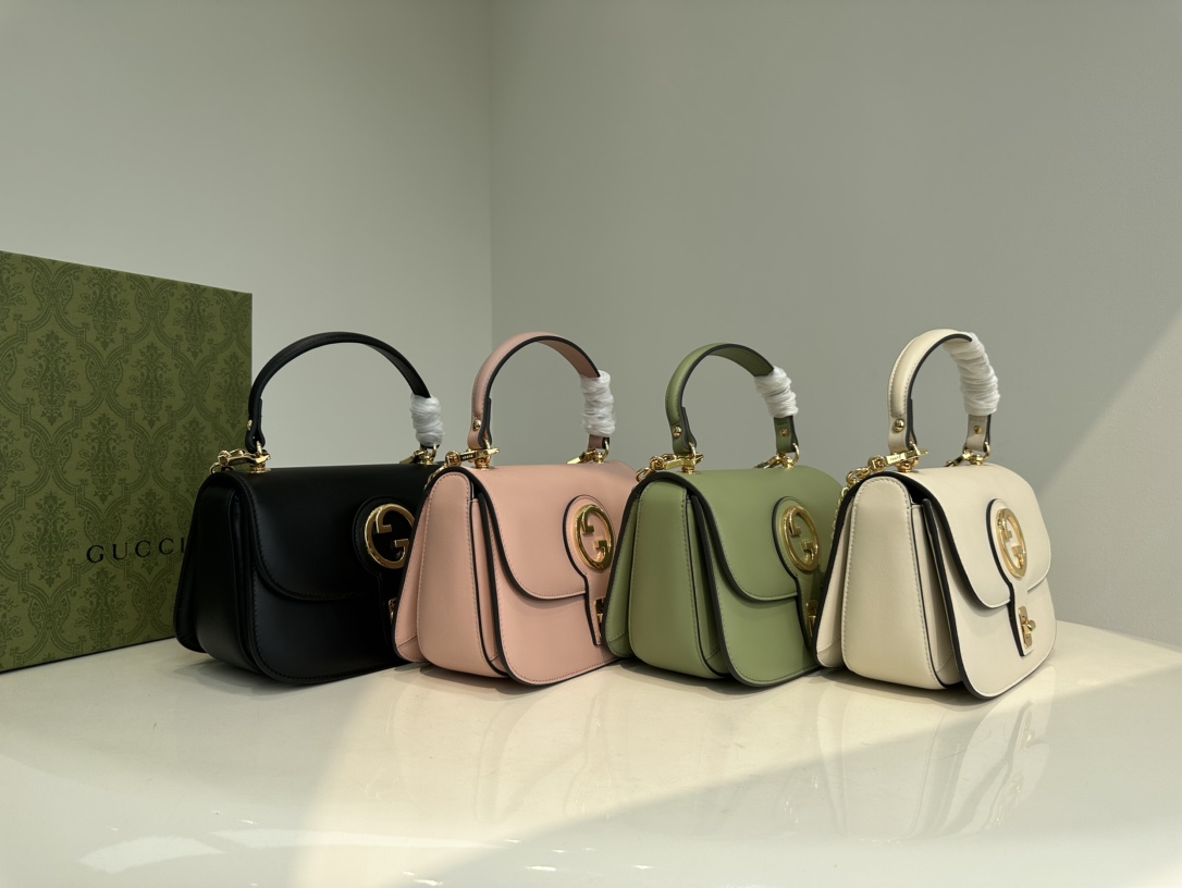 The latest popular Gucci handbag at counter 23!