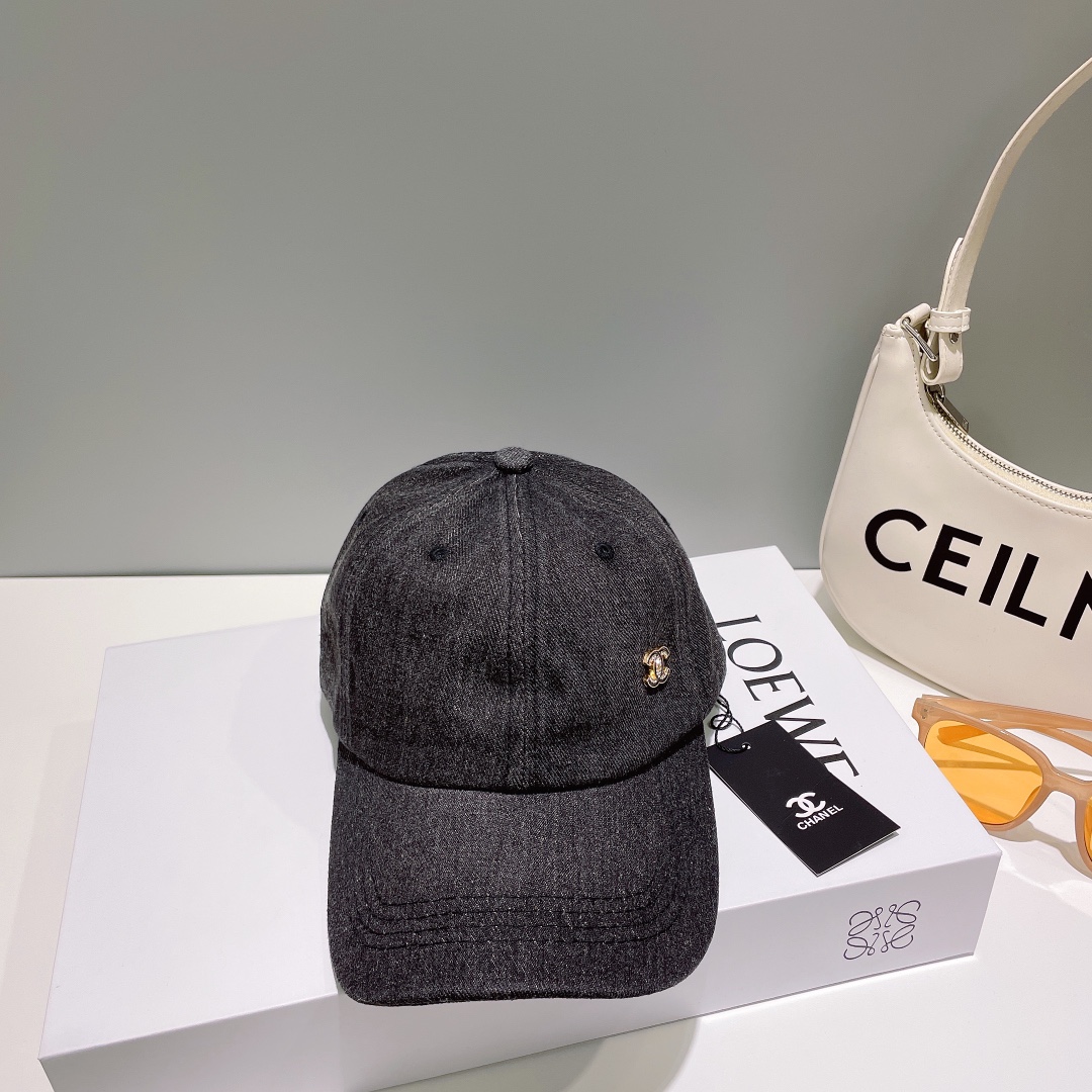 NO:191419,With dust bag [Chanel spring and summer denim baseball cap, it is a must-have for you when you go out, so buy it now!  Hat fisherman hat baseball hat knit hat, hat, chanel, espadrilles, hats19860909配防尘袋【香奈儿春夏款牛仔棒球帽,出街必备超好搭配,赶紧入手！帽子渔夫帽棒球帽针织帽,帽子,chanel,espadrilles,hats,hat