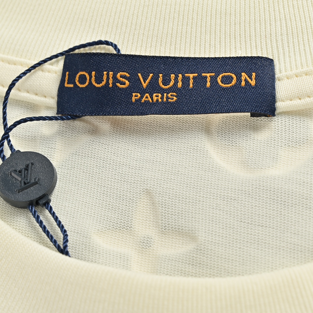 180 Louis Vuitton/路易威登 23ss 满印发泡logo短袖