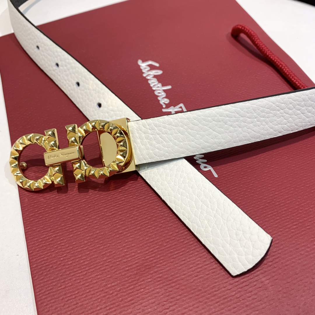 ..品牌菲拉格慕..宽度2.5cm.