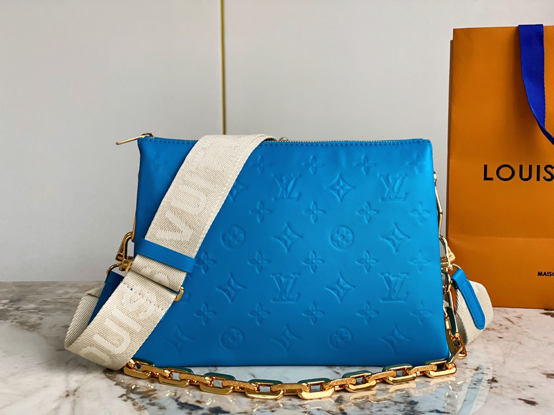 Louis Vuitton LV Coussin Borsette Borse Crossbody & Borse a Tracolla Blu Tessuto Pelle di pecora Catene M57790