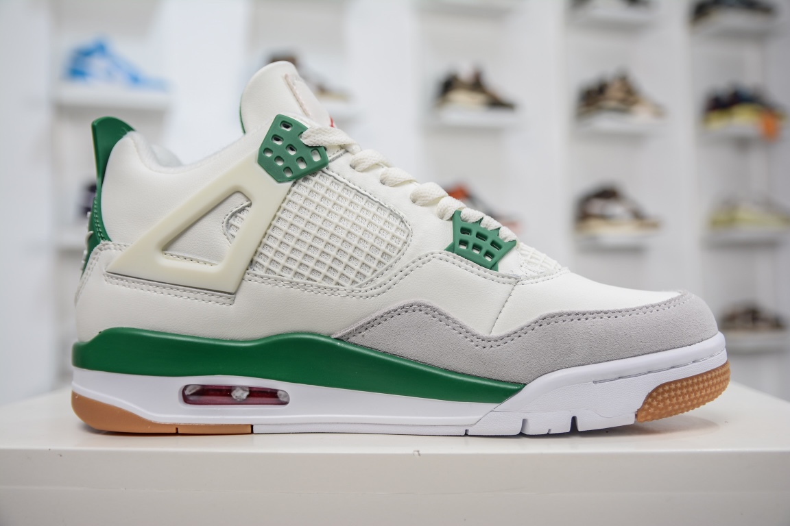 福利特价 原装Nike SB x Jordan Air Jordan 4 ”Pine Green” 绿松石联名款DR5415-103