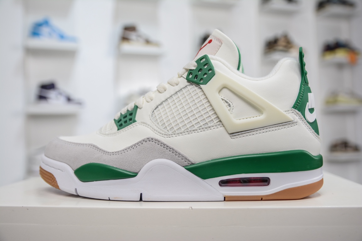 福利特价 原装Nike SB x Jordan Air Jordan 4 ”Pine Green” 绿松石联名款DR5415-103