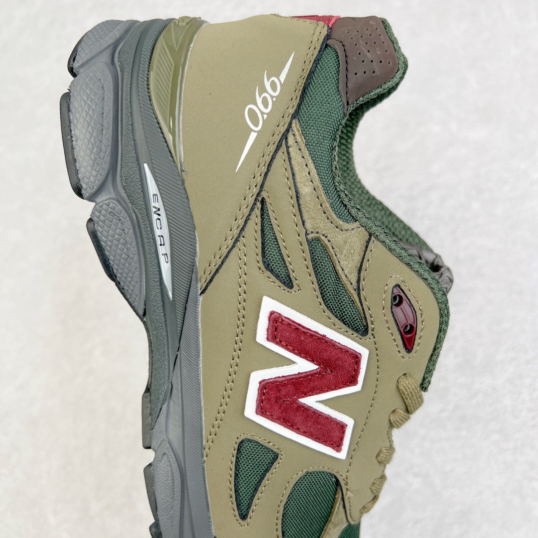 图片[6]-＃K版纯原福利 New Balance M990GP3 新百伦NB990V3 绿棕色 第三代总统复古慢跑鞋 正确3M反光细节 原楦原纸版开发 正确6层组合底模精密开发 搭载全新碳素中底 后跟透明TPU水晶装饰条稳固 沿用了引以为傲的跑鞋手工技艺 采用猪皮绒面并包裹局部透气网面的鞋身设计 菱网鞋舌上刻有New Balance USA 鞋面依旧身着经典的大热之灰 彰显了其高端的品质身份 尺码：36 37 37.5 38 38.5 39 40 40.5 41.5 42 42.5 43 44 45-选品中心